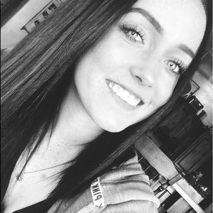 Meet your Posher, Avery